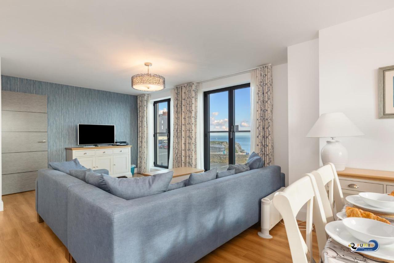 Apartment 8 Waterstone House - Luxury Apartment, Sea Views, Pet Friendly Тенби Екстериор снимка