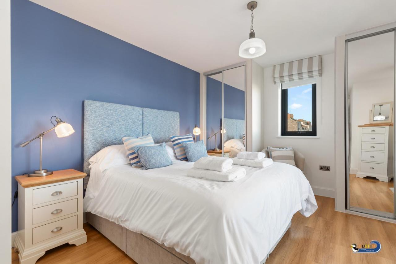 Apartment 8 Waterstone House - Luxury Apartment, Sea Views, Pet Friendly Тенби Екстериор снимка